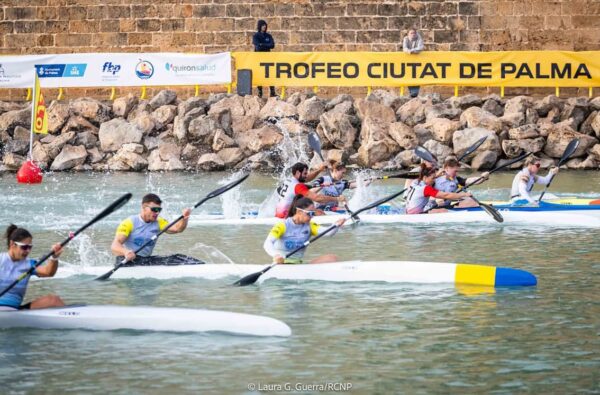 Canoeists competing at Parc de la Mar during the Ciutat de Palma canoeing trophy
